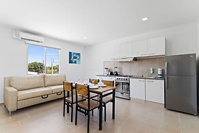 NEW Modern 1BR 1BA With Pool in Quiet Area