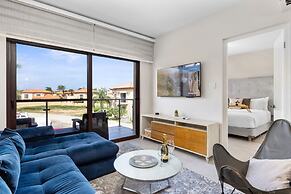 NEW Modern 1BR 1BA Gold Coast Pool GYM Tennis