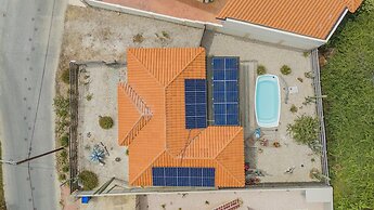 Quiet Cozy Central 2br1ba w Private Pool BBQ