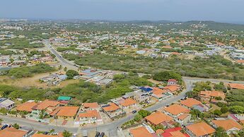 Quiet Cozy Central 2br1ba w Private Pool BBQ