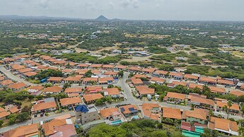 Quiet Cozy Central 2br1ba w Private Pool BBQ