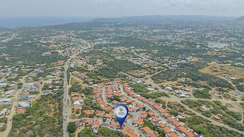 Quiet Cozy Central 2br1ba w Private Pool BBQ