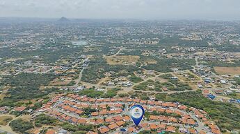 Quiet Cozy Central 2br1ba w Private Pool BBQ