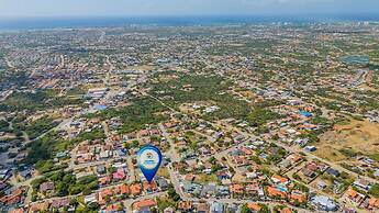 Remodeled 3br2ba Cozy Central Private Pool