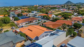 Remodeled 3br2ba Cozy Central Private Pool