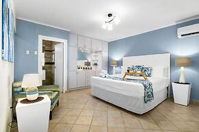 Remodeled 3br2ba Cozy Central Private Pool