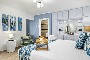 Remodeled 3br2ba Cozy Central Private Pool