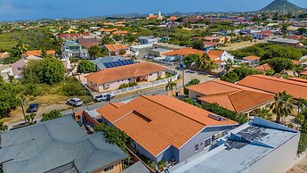 Remodeled 3br2ba Cozy Central Private Pool