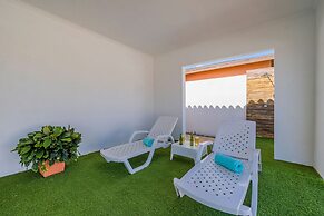 Remodeled 3br2ba Cozy Central Private Pool