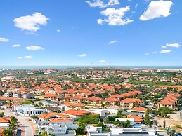 NEW Modern Villa Jacuzzi Pvt Pool Close2beach