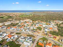 NEW Modern Villa Jacuzzi Pvt Pool Close2beach