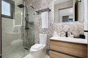 Sea View Exclusive Penthouse Outdoor Dining 3BR