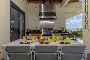 Sea View Exclusive Penthouse Outdoor Dining 3BR