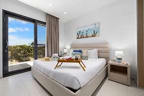 Sea View Exclusive Penthouse Outdoor Dining 3BR