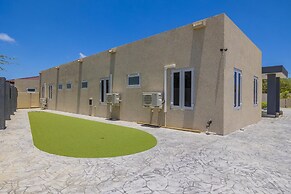 NEW 5br5ba w Private Pool Puttputt Close2beach