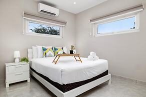 NEW 5br5ba w Private Pool Puttputt Close2beach