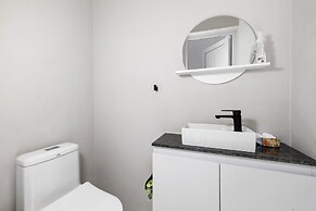 NEW 5br5ba w Private Pool Puttputt Close2beach