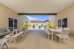 NEW 5br5ba w Private Pool Puttputt Close2beach