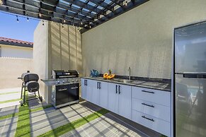 NEW 5br5ba w Private Pool Puttputt Close2beach