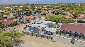 NEW 5br5ba w Private Pool Puttputt Close2beach