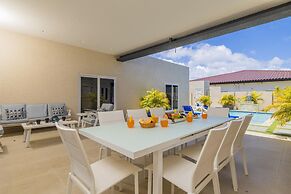 NEW 5br5ba w Private Pool Puttputt Close2beach