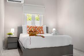 NEW 5br5ba w Private Pool Puttputt Close2beach