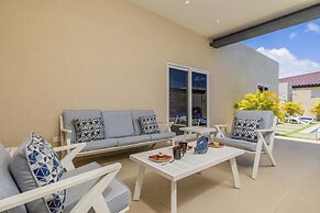 NEW 5br5ba w Private Pool Puttputt Close2beach