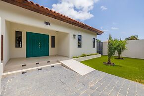 Villa Prikichi Near Beach w Private Pool