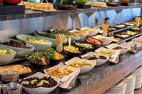 Lilium Hotel & Suites