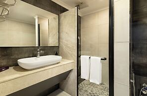 Lilium Hotel & Suites