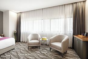 Lilium Hotel & Suites