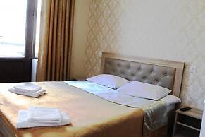 Hotel White Bridge