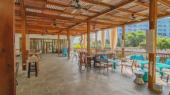 Grand Sirenis Karmairi