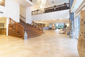 Grand Sirenis Karmairi