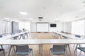 Grand Sirenis Karmairi