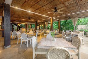 Grand Sirenis Karmairi