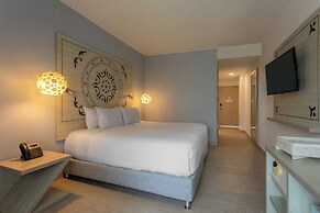 Grand Sirenis Karmairi