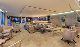 Grand Sirenis Karmairi