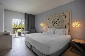 Grand Sirenis Karmairi