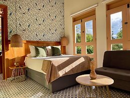 Hotel Lago Valdivia