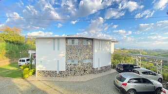 Finca Hotel Castillo del Toro