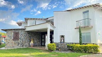 Finca Hotel Castillo del Toro