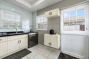 2br2ba Home w Private Pool Close 2 Beach BBQ