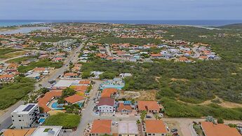 2br2ba Home w Private Pool Close 2 Beach BBQ