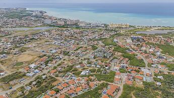 2br2ba Home w Private Pool Close 2 Beach BBQ