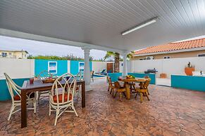 2br2ba Home w Private Pool Close 2 Beach BBQ