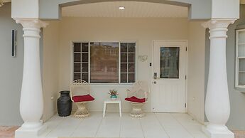 2br2ba Home w Private Pool Close 2 Beach BBQ