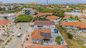 2br2ba Home w Private Pool Close 2 Beach BBQ