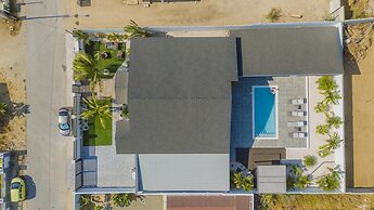 Charming Home With Big Outdoors Pool in Noord