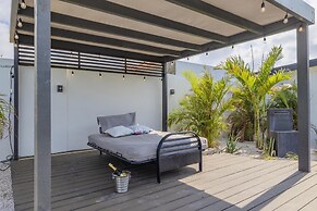 Charming Home With Big Outdoors Pool in Noord